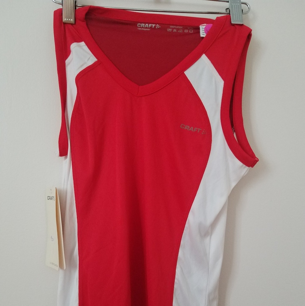 Womens cycling jersey with womens bike shorts